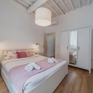 Apartamento 32 Nero - San Niccolò, Florença